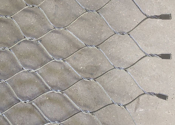 316 X tienden la cuerda de alambre de acero inoxidable Mesh For Anti Falling 50x50 milímetro