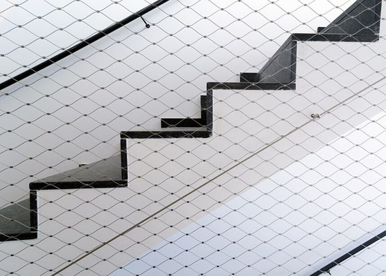 Red excelente de la escalera de la flexibilidad SS304 con la hebilla 2,0 agujero del alambre 50x50 milímetros del milímetro
