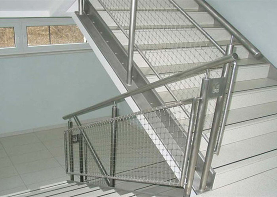 Alambre de cuerda de acero inoxidable de Sus316 los 2.5Mm Mesh For Stairs Flexibility