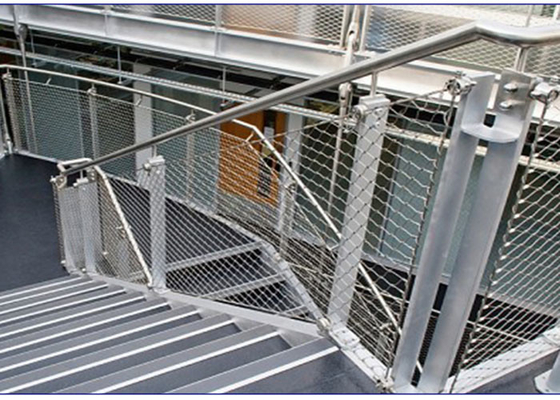 Cuerda de acero inoxidable modificada para requisitos particulares SUS304 Mesh For Staircase Anti Acid de 2.0m m