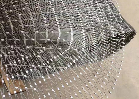 Cuerda de alambre de acero inoxidable flexible de 2m m Mesh For Balustrade Or Railing