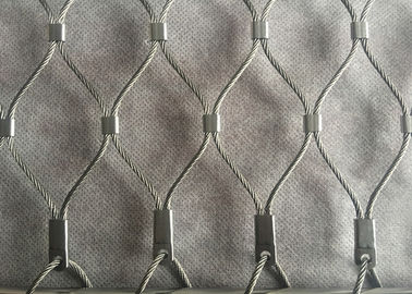 Califique una red de seguridad Ferruled de la malla de la cuerda de alambre de acero inoxidable del estilo 7 x 19